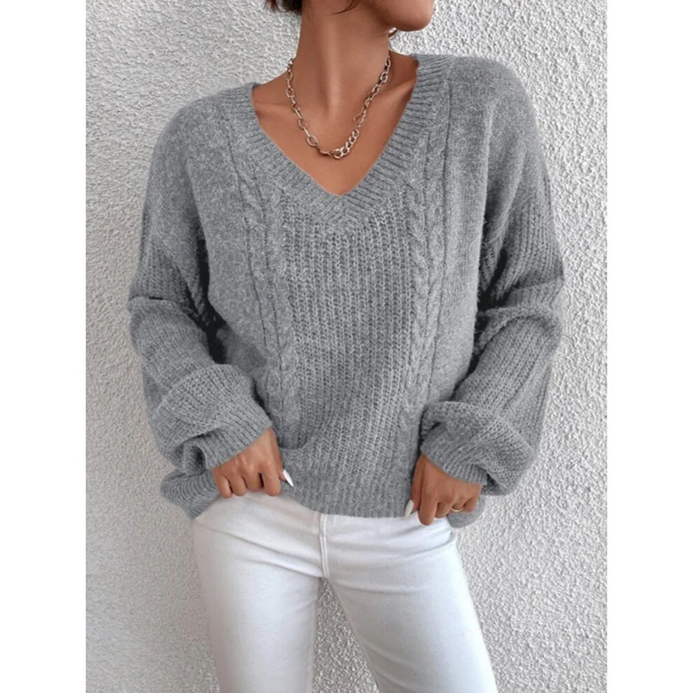 πͺ GREY CABLE KNIT V NECK LOOSE SWEATER! - Picture 4 of 12